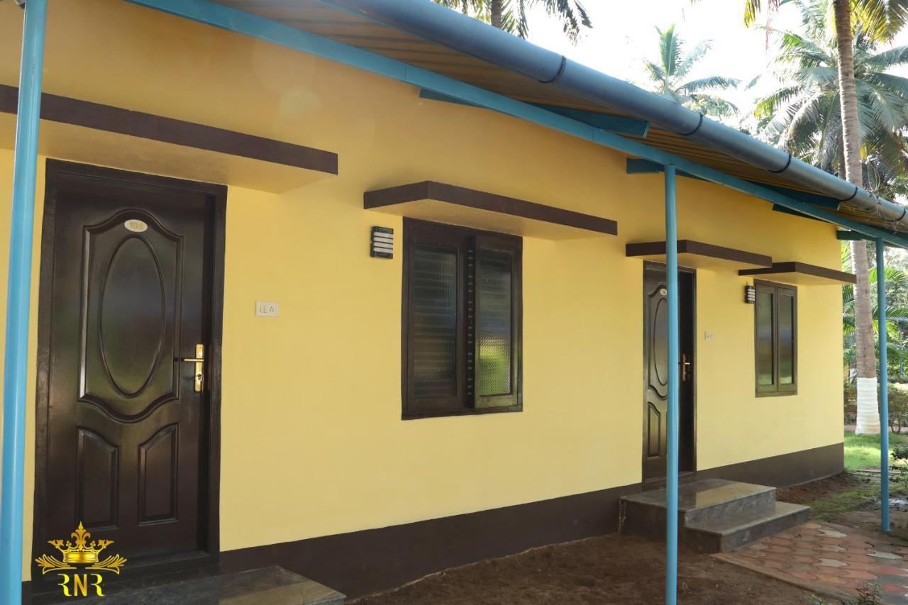 Royal Nature Resort Pollāchi Exterior photo