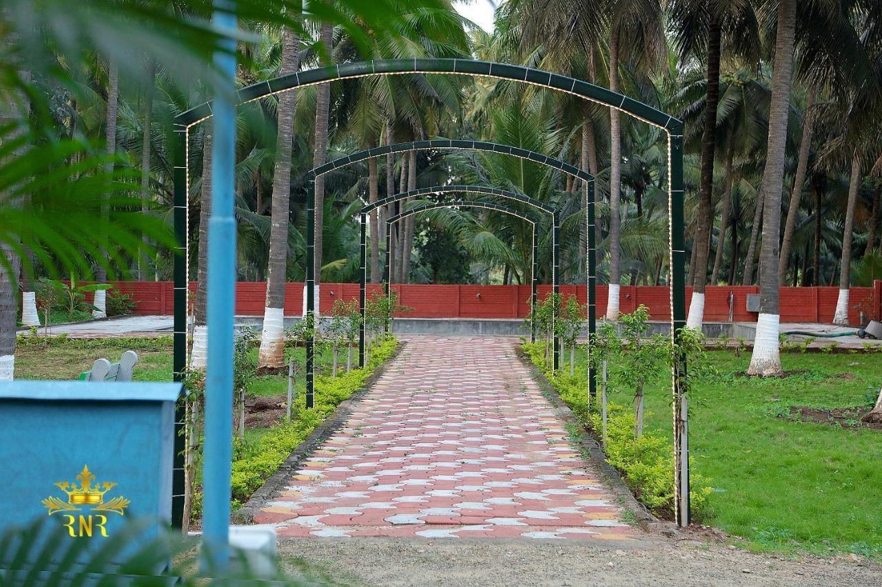 Royal Nature Resort Pollāchi Exterior photo
