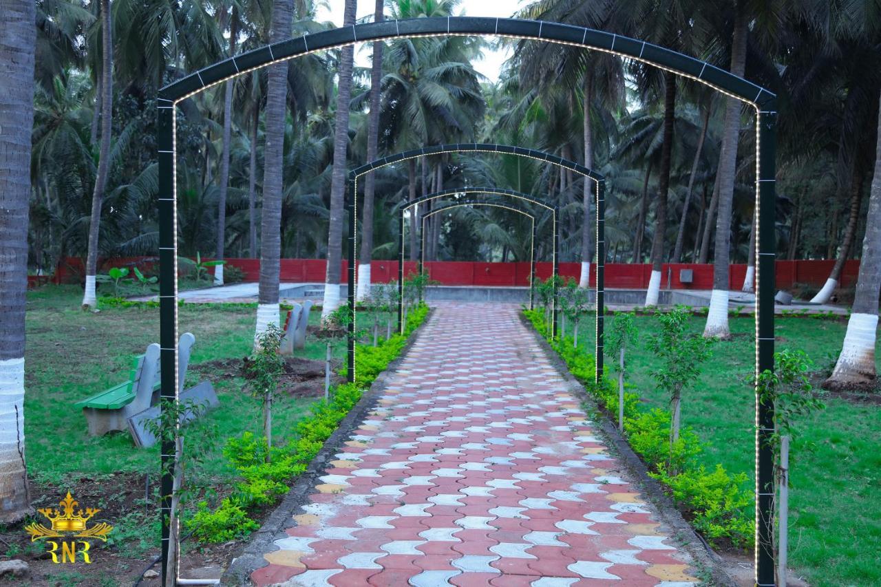 Royal Nature Resort Pollāchi Exterior photo